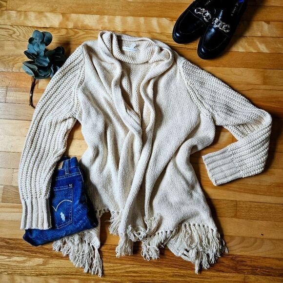 Victoria's secret Cream Thick Knit Cardigan - Picture 1 of 10